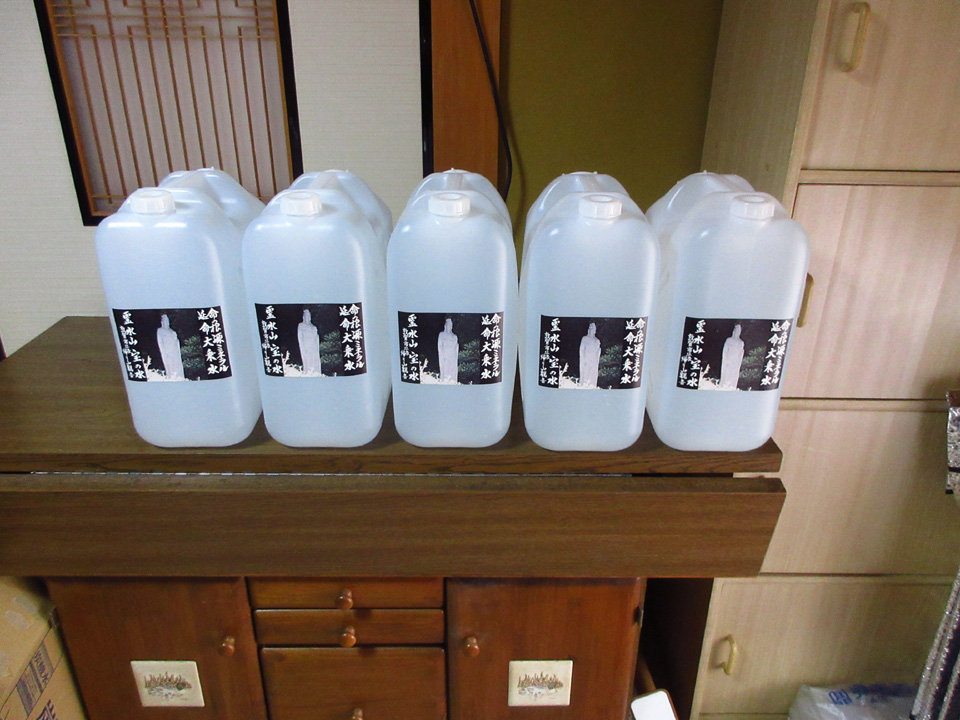 IMG_2040.jpg IMG_2040.jpg